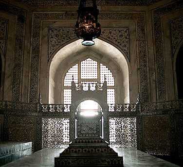 Interior Of Taj Mahal